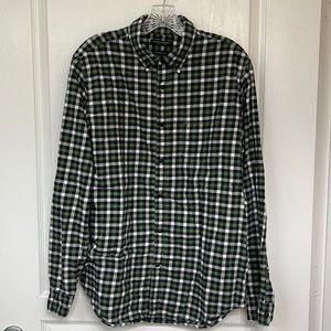 Banana republic men’s luxe flannel Camden fit button down